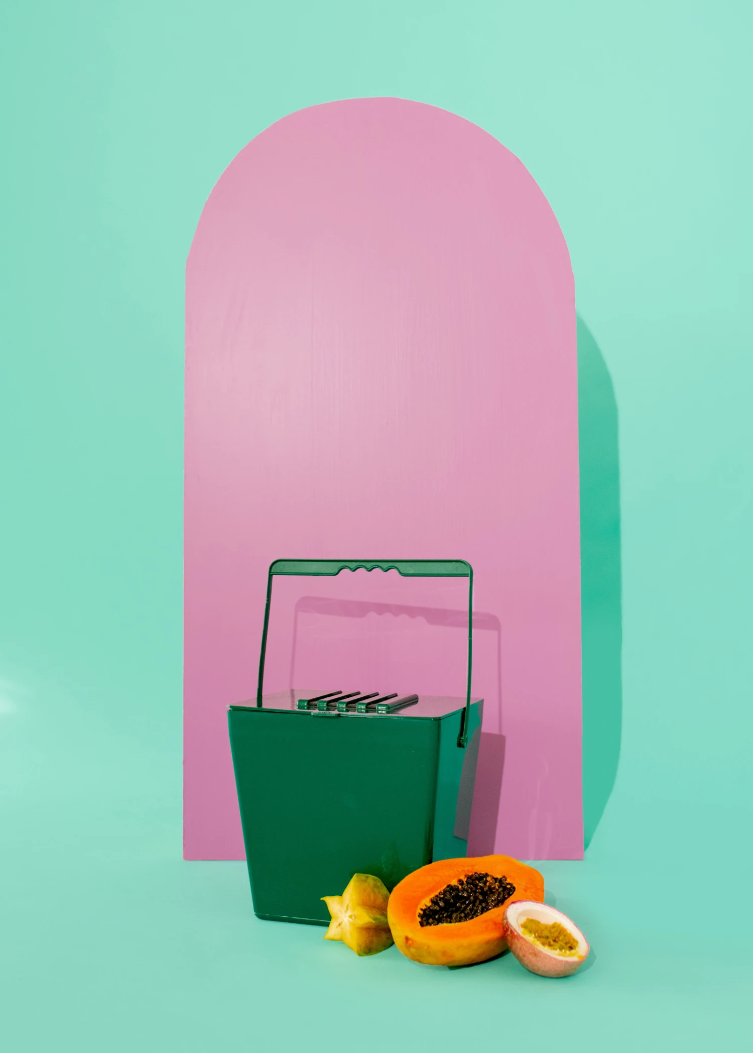 Mini Kitchen Compost Caddy 2 Mini Kitchen Compost Caddy - Image 2